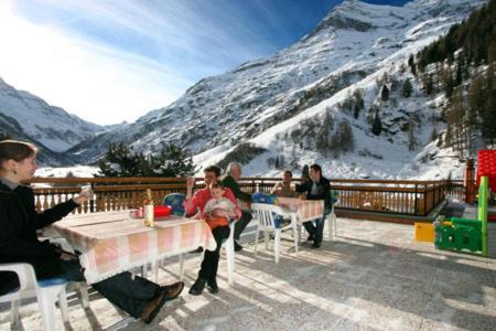 Hotel Garni Les Bouquetins Zinal Kültér fotó