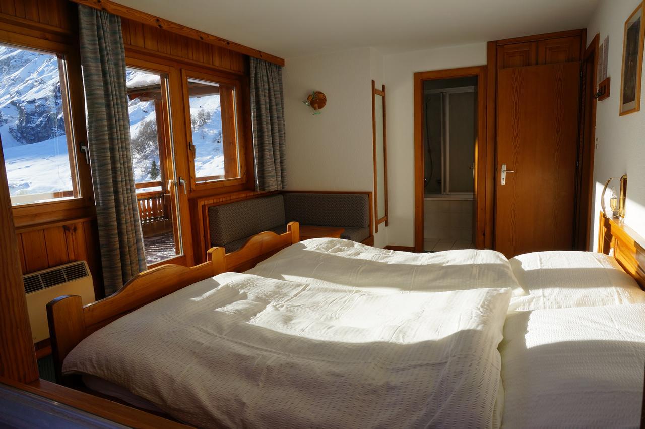 Hotel Garni Les Bouquetins Zinal Kültér fotó